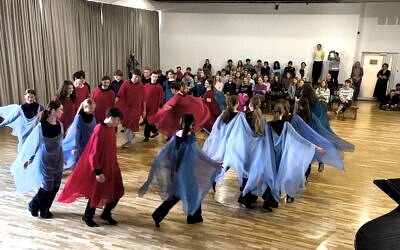 Žemės balsu: mokinių savaitė apie klimato kaitą ir drąsą keistis